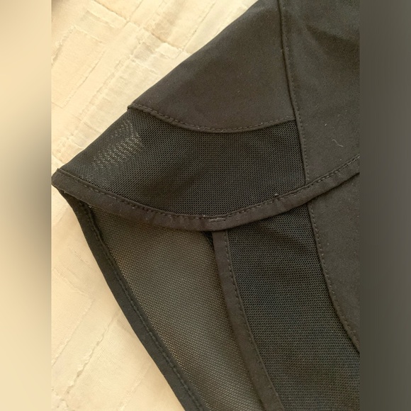 reebok running shorts - Picture 6 of 7